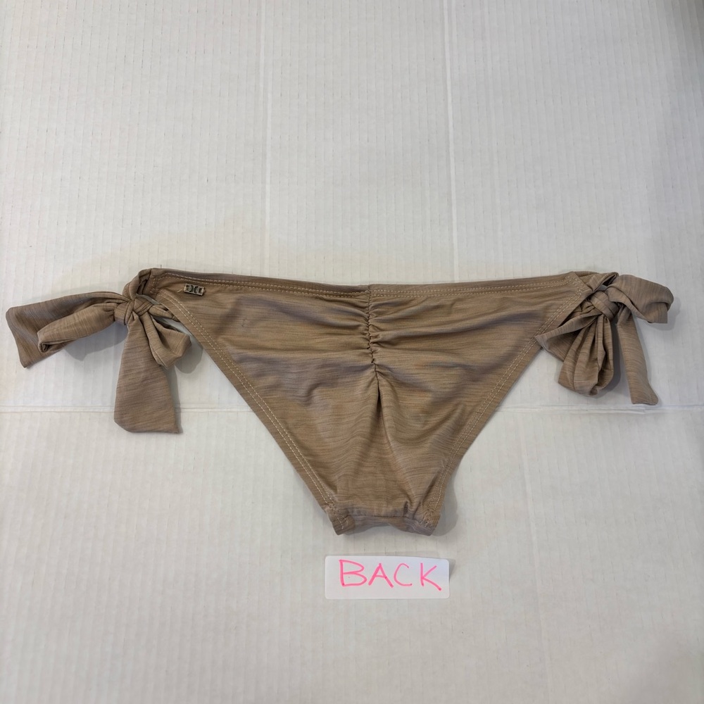 Vix Paul Hermanny Chic tan Bikini  with Halter Neck and faux strap gold accent - Picture 4 of 16
